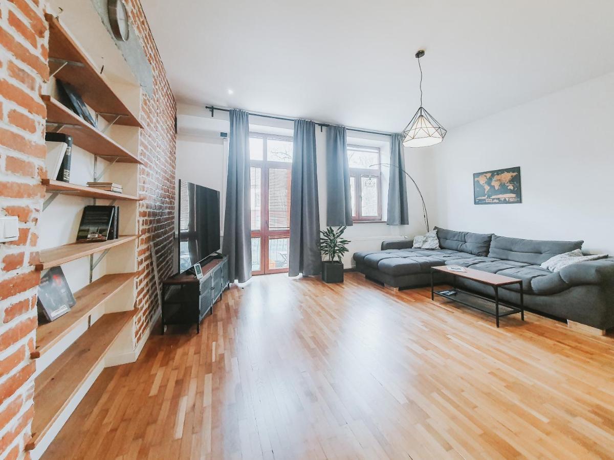 Priestranny Apartman V Centre Кошице Экстерьер фото